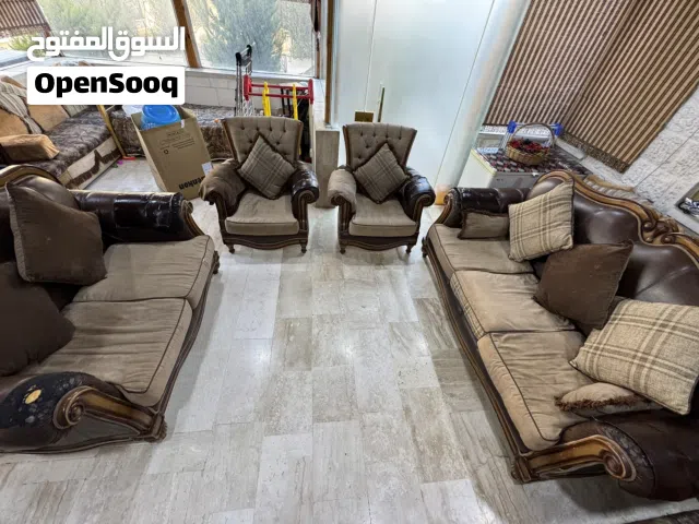 طقم كنب 7 مقاعد مستعمل نظيف
