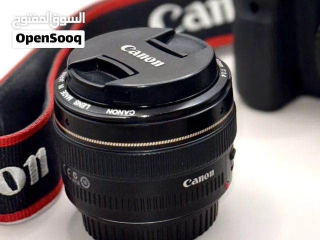 عدسة 50mm F1.4