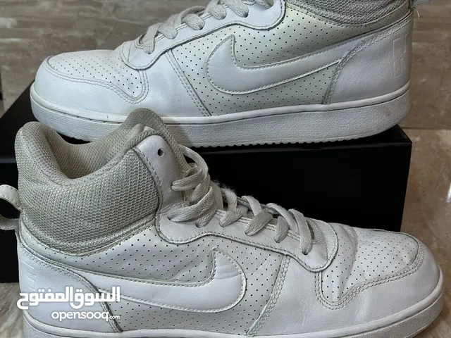 اصلي (توصيل مجاني) Nike Court Borough Mid