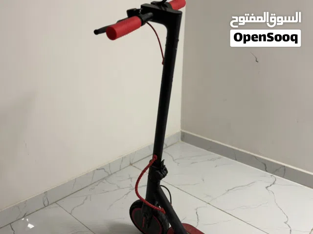 اسكوتر شاومي اسعماله خفيف اسكوتر لسرعه 20إلى 30كيلو