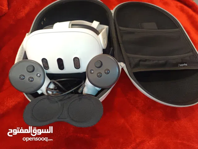 meta quest 3 احدث موديل و جديد اصليه من شركة ميتا توجد مستلزماتها الأساسية و فوق 100 لعبة