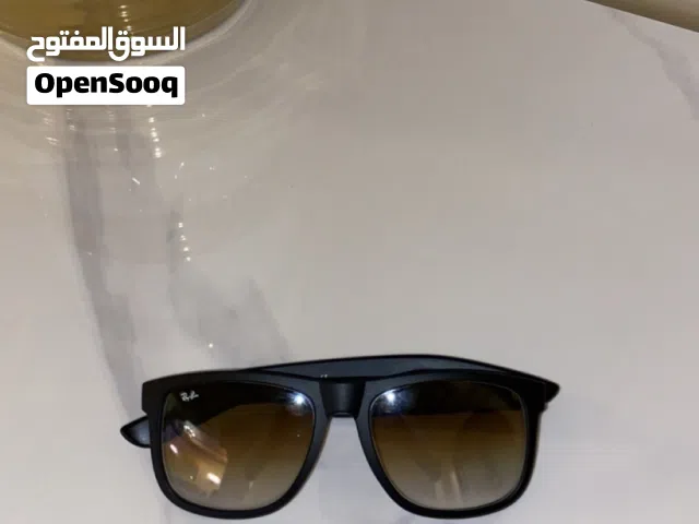 � للبيع نظارة Ray-Ban أصلية