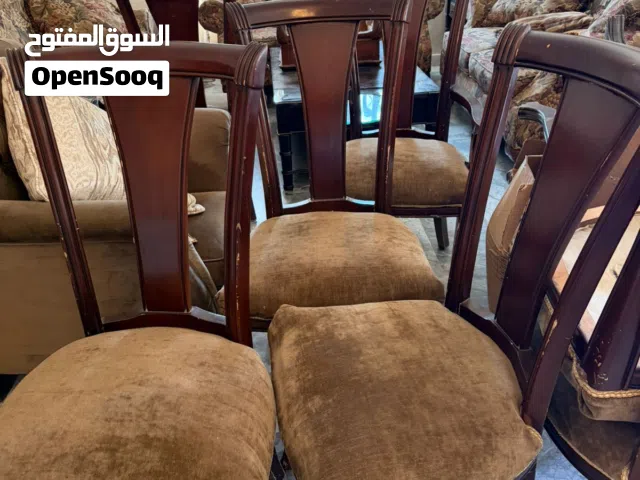 طاوله سفره مع 8 كراسي وبيرو خشب ممتاز جدا زان