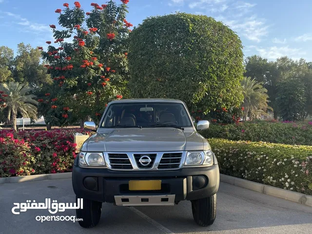 نيسان موديل 2004 GL