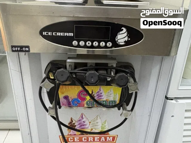 مكينة ايسكريم مستعمله لمده قصيره