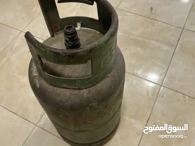 قنينه عدد 2 بيهم غاز قليل ومجمده سليمانيه رابرين