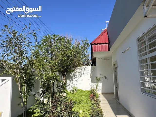 216 m2 2 Bedrooms Townhouse for Sale in Erbil Other