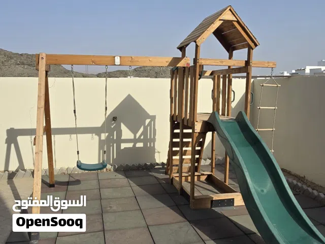 العاب الحديقة، زحلاقية ،ارجوحة