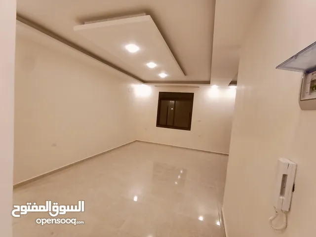 173m2 4 Bedrooms Apartments for Sale in Irbid Al Rahebat Al Wardiah
