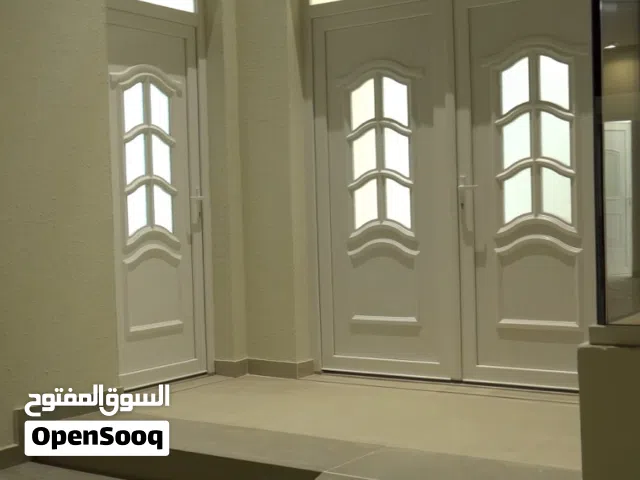 توفين فيلا للبيع بالرسيل ) الجفنين)