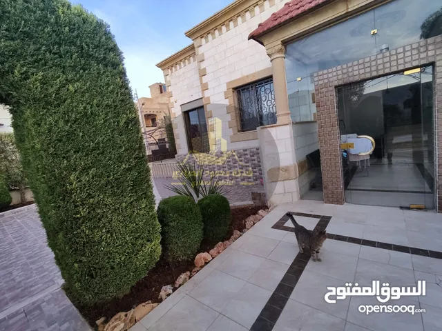 720 m2 5 Bedrooms Villa for Sale in Amman Al Bnayyat