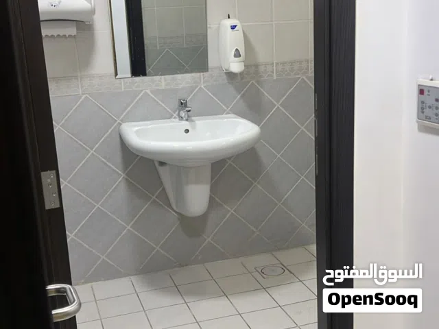 41036\ مكتب تجاري فاخر جدا في افضل مواقع شارع وادي صقرة