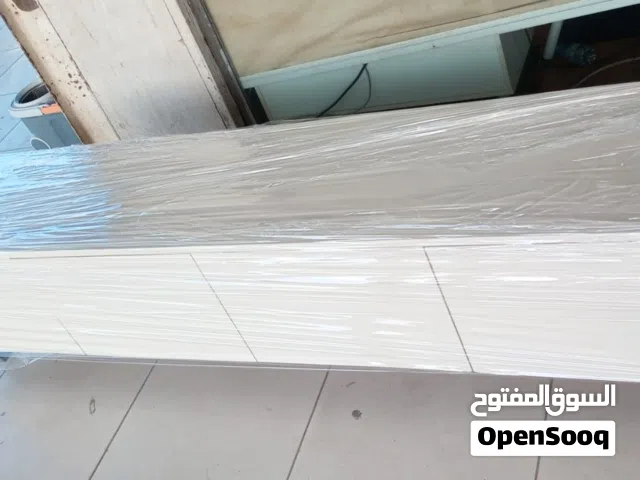 طاولة بلازما جديدة