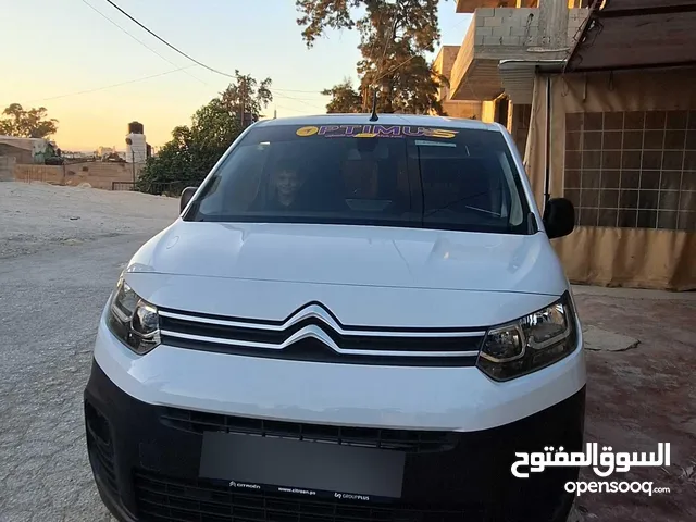 ستروين بارلينجو 2023 جديدة ما تزال بكفاله الشركه
