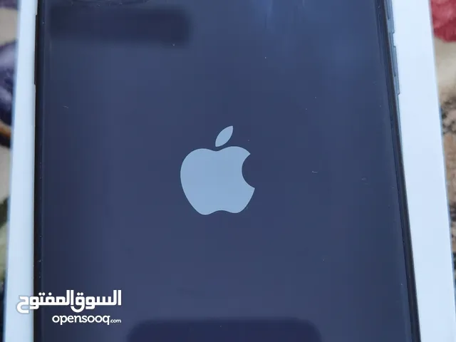 ايفون 11 ذاكره 128 نضيف الجهاز مامفتوح غراضه كامله مكاني كربلاء كله شغال
