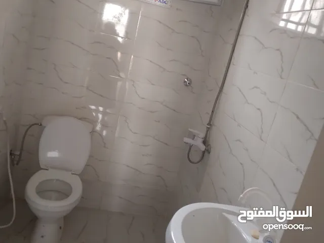 85 m2 3 Bedrooms Townhouse for Rent in Tripoli Tajura