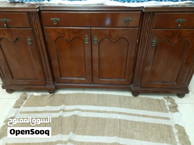 ديريسوار خشب زان ميه بالميه بحاله ممتازه جدا جدا للبيع بسعر مغري جدا