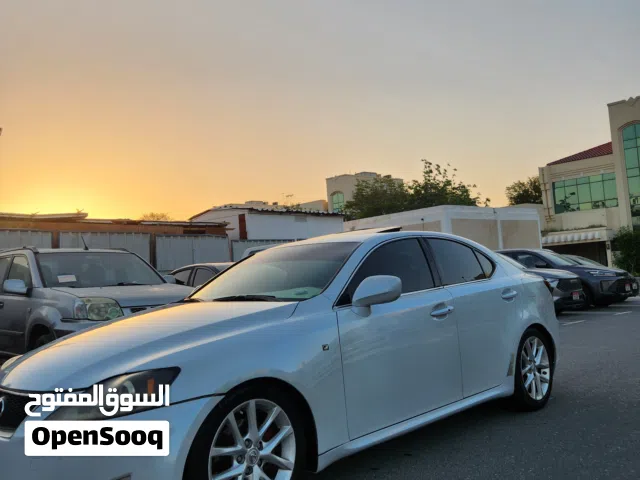 Lexus is250 Accident Free ! Low milage