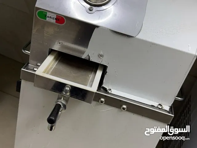 معدات كافيه كاملة للبيع – استعمال 3 شهور فقط – مشروع جاهز
