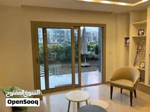250 m2 5 Bedrooms Villa for Sale in Cairo Fifth Settlement