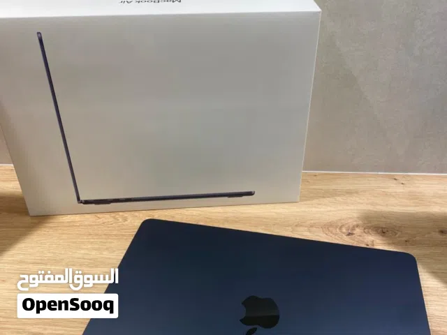 MacBook Air M2-Chip. 8 RAM. 256 SSD. 13.6-inch