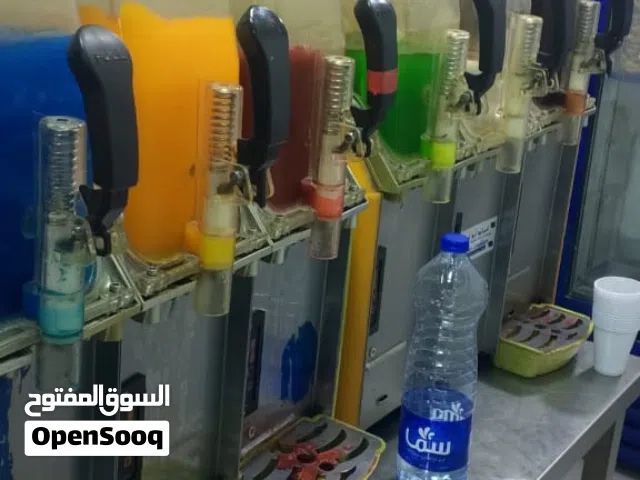 مكينه سلش البيع و ثلاجه للبيع شغالات 100.100