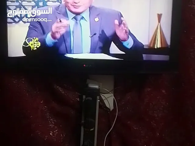 شاشه 32سامسونج استعمال يومين ثلاثه جديده الله يبارك لصاحب النصيب والله مش من مصر من الكويت جايه