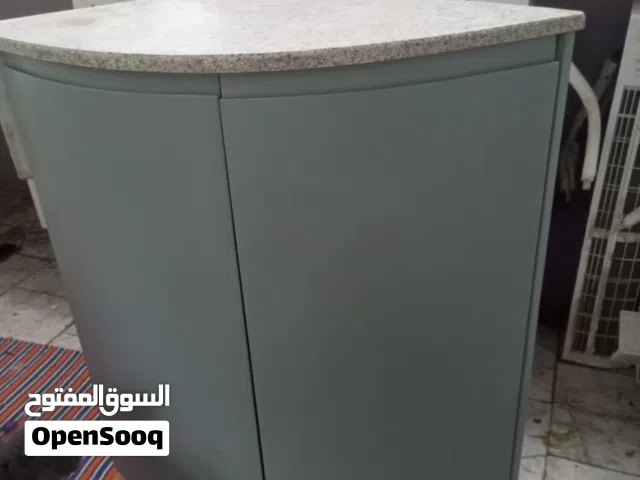 السلام عليكم اخوان كاونتر تركي درجه اولئ طوله 3متر وعرضه 1متر طابقين استعمال