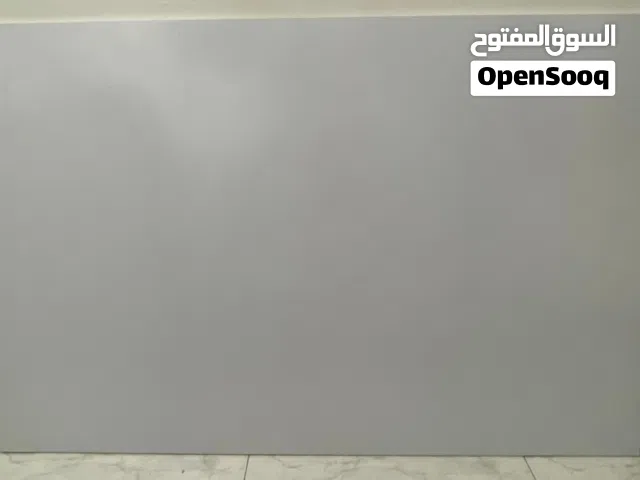 ترابيزه رسم هندسى كبيره حاله ممتازه (قابل للتفاوض)