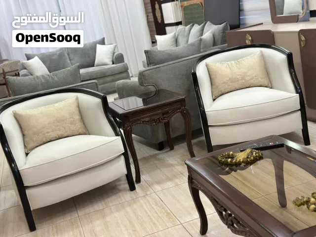 اثااث فااخر للبيع كامل