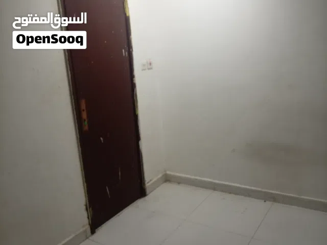 غرفه في سكن مشترك بحمام ب 120