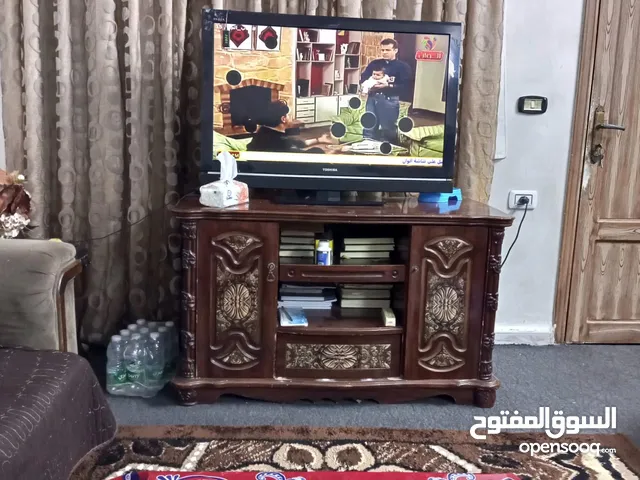 Toshiba LCD 42 inch TV in Zarqa