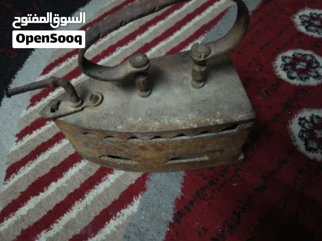 مكواه تراثيه قديمة