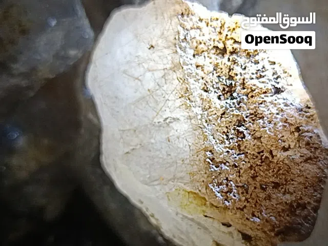 كوارتز مسلك. ذهبي