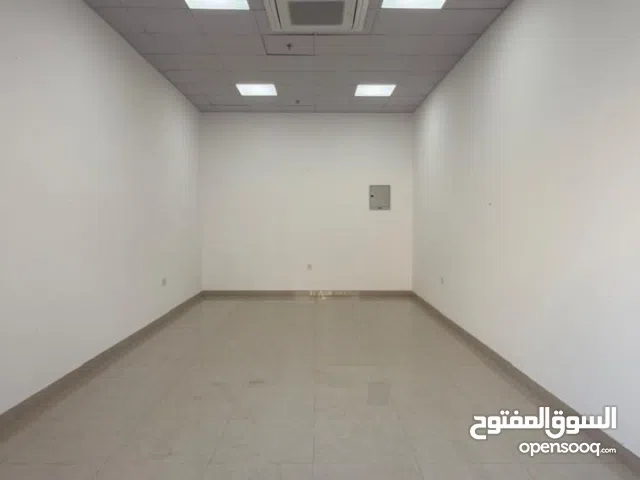 للإيجار – محل تجاري في مرتفعات غلاء.  Commercial Shop for Rent – Ghala Heights