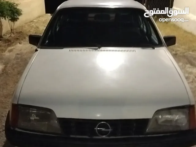 Used Opel Vectra in Al Karak