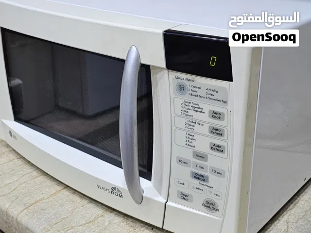 ميكرويف LG WaveDom الأصلي (للبيع على عيبه) – نظيف جداً وحالة ممتازة