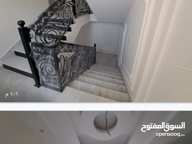 477 m2 More than 6 bedrooms Townhouse for Sale in Muscat Bosher