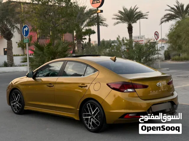 2019 Hyundai Elantra Sport