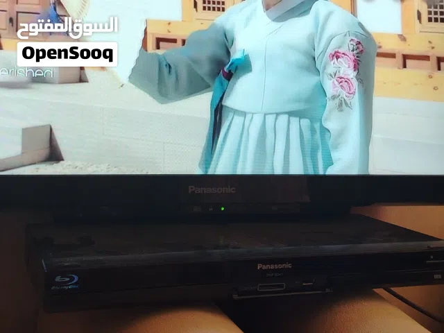 شاشه Panasonic 32 مع ديفدي panasonic ابلوري شغال على الفحص