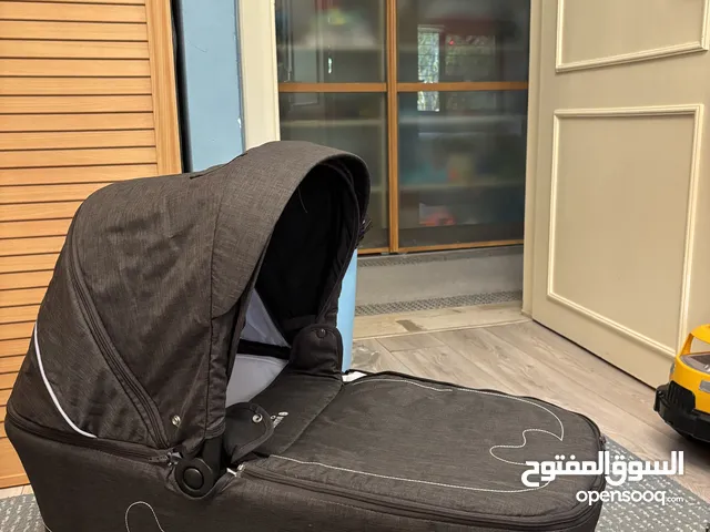 Carry-cot for newborn كاريكوت لحديثي الولادة