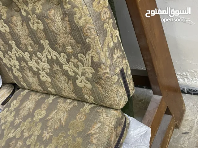 للبيع كوشات مالت قنفات، استعمالات عديدة