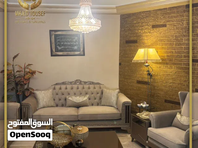 أقمشة المخمل بتصاميم وألوان أنيقة  متعددة وجودة عالية لتنجيد الكنب والكوشن  وراسيات الأسرة  2026