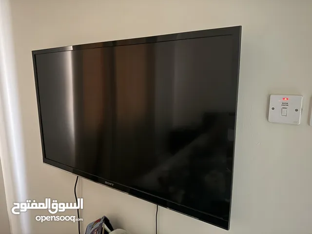 Sony bravia 44 inch (not smart)