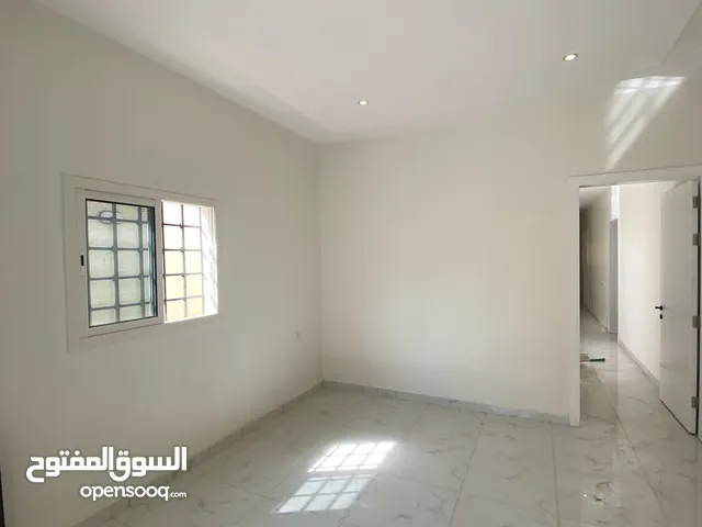 170 m2 2 Bedrooms Apartments for Rent in Dammam Al Jawharah