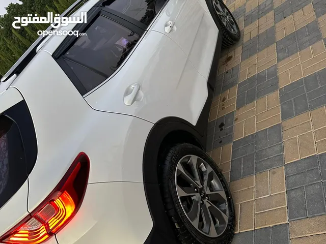 كيا ستونك 2019 نخب أول بنزين اتماتك بسعر حرق 62000 ألف نقدا البدل وارد