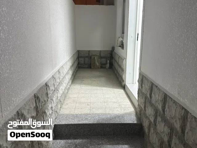 لإيجار / شقة واسعة في الطابق الأرضي -  Apartment for rent on the ground floor, for families only