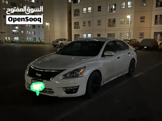 2013 نيسان التيما SL