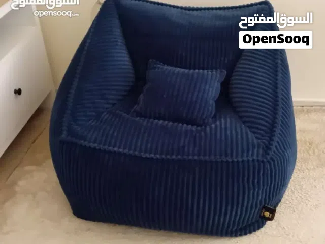 كنبة بينج بانج داخلها بلوسترين بحاجة لبوسترين زيادة استعمال بسيط شبه جديدة لون كحلي للبيع بسعر مغري