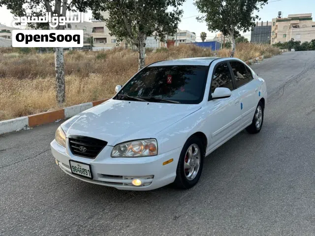 2005 هيونداي افانتي Standard